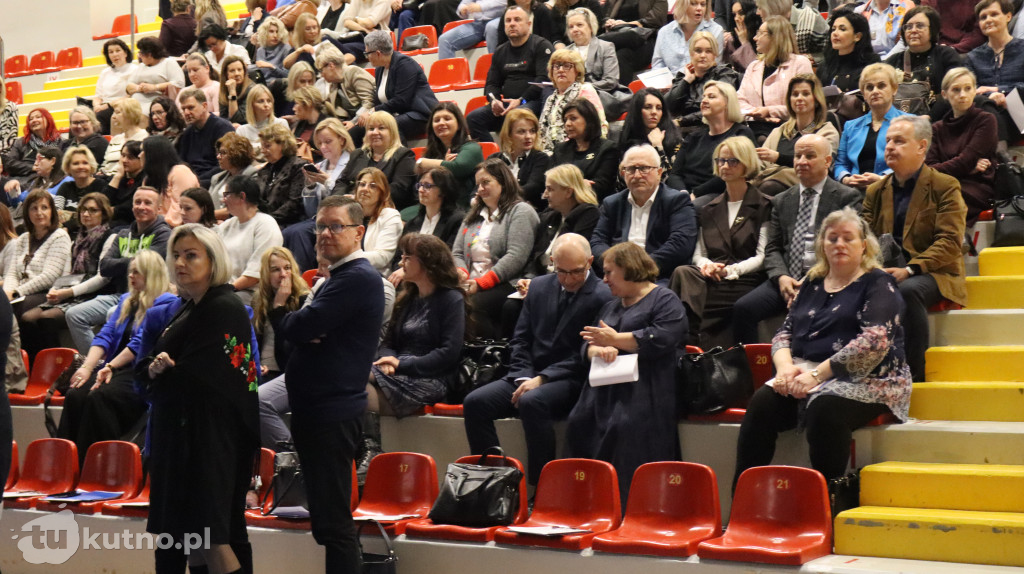 „Szkoła wymagająca, ale przyjazna”. MEN o zmianach