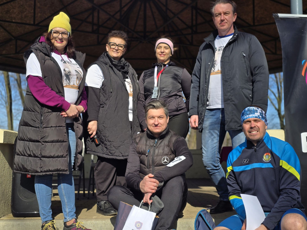 Piątek pobiegł Tropem Wilczym. Pamięć i sport w Parku Miejskim