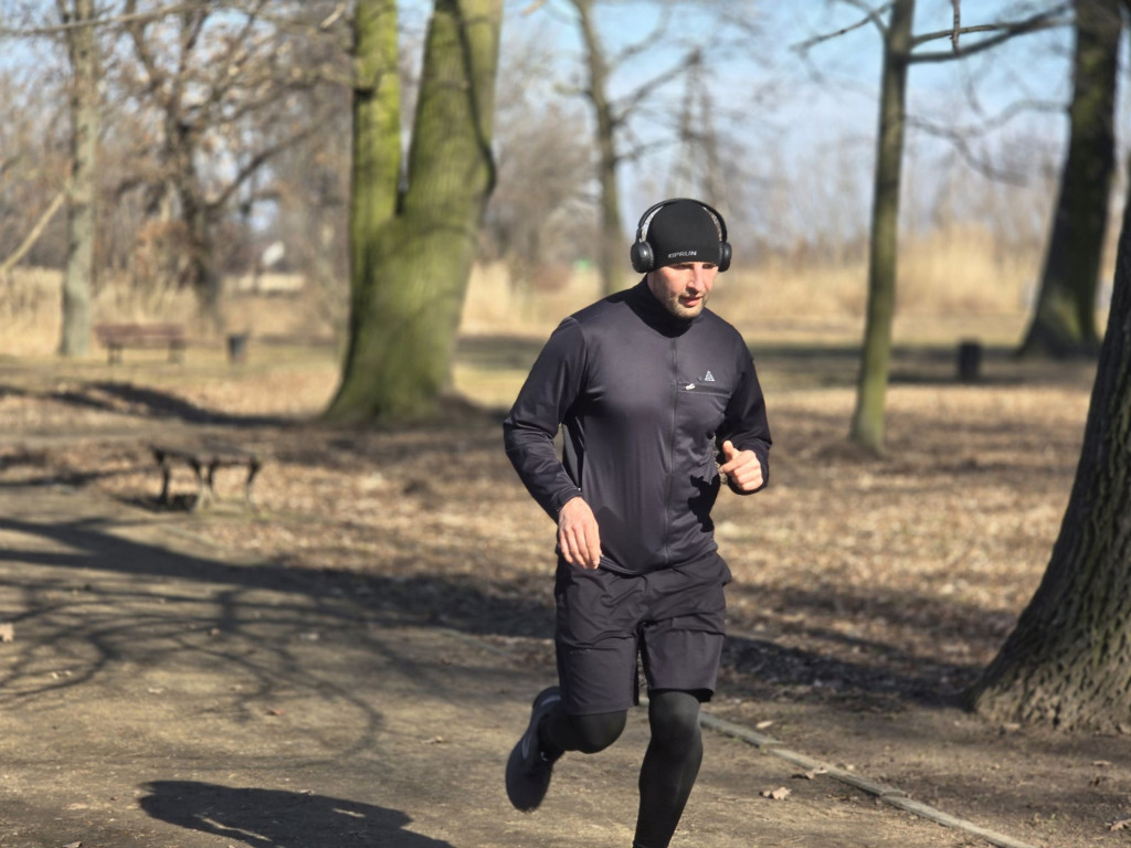 Piątek pobiegł Tropem Wilczym. Pamięć i sport w Parku Miejskim
