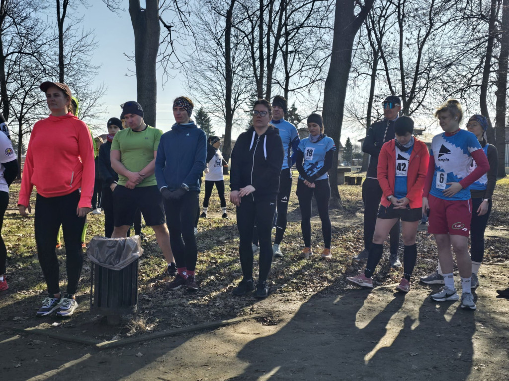 Piątek pobiegł Tropem Wilczym. Pamięć i sport w Parku Miejskim