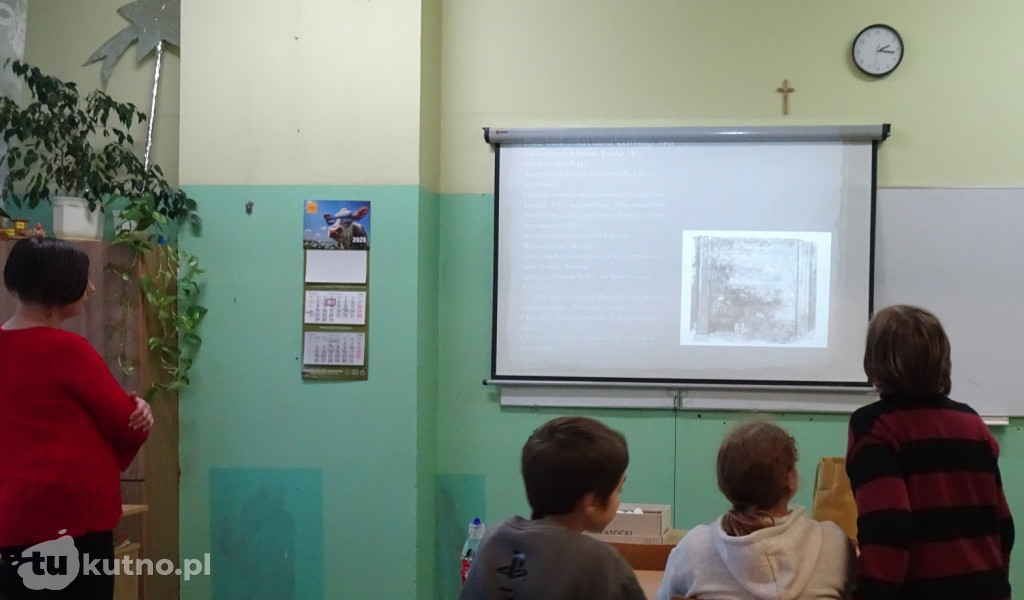 Kamienie wołać będą: przywracanie pamięci w Kutnie