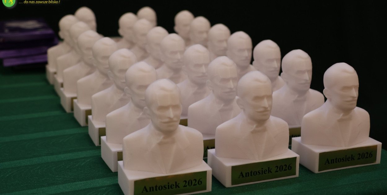 Gala i konkurs wiedzy. Uroczystości w ZSZ nr 2