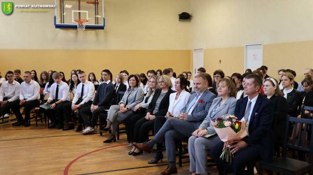 Gala i konkurs wiedzy. Uroczystości w ZSZ nr 2