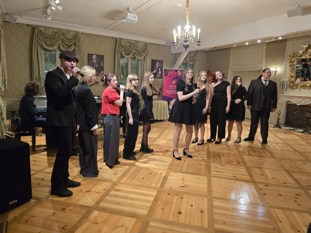 Muzyczna podróż w Pałacu Saskim: Sukces koncertu