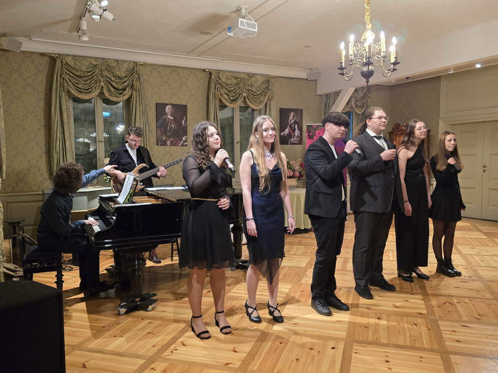 Muzyczna podróż w Pałacu Saskim: Sukces koncertu