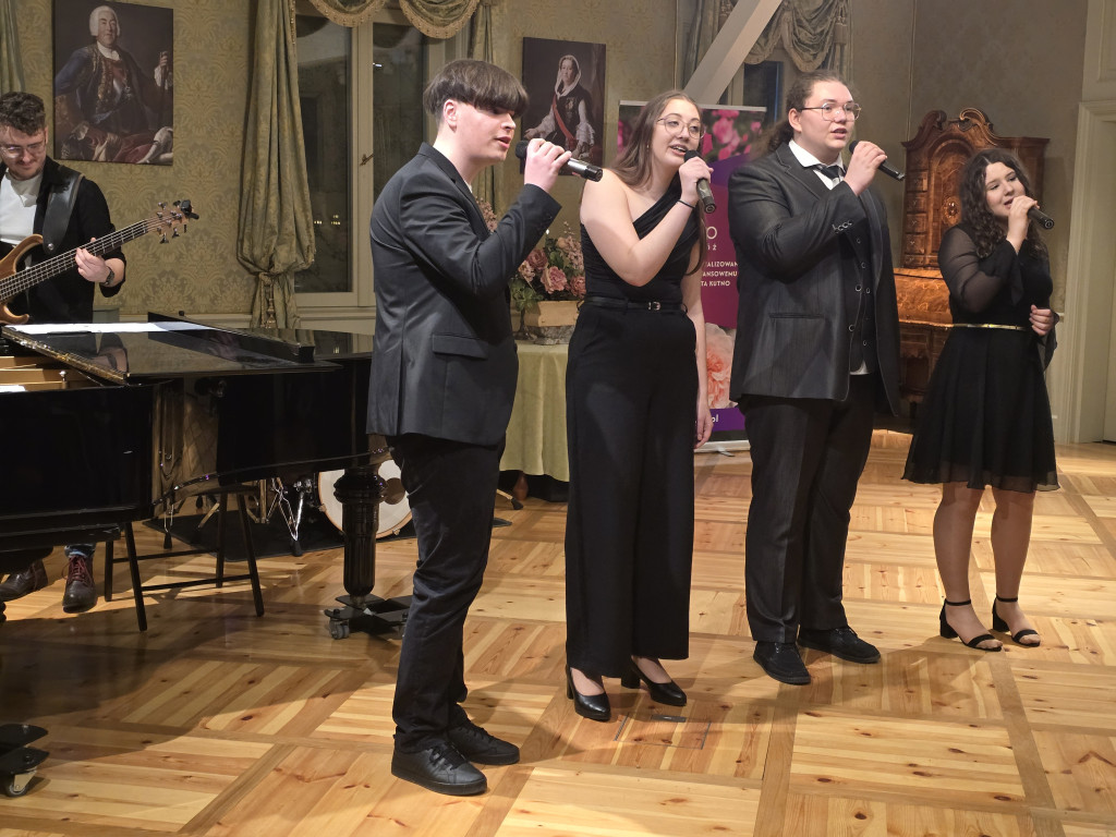 Muzyczna podróż w Pałacu Saskim: Sukces koncertu