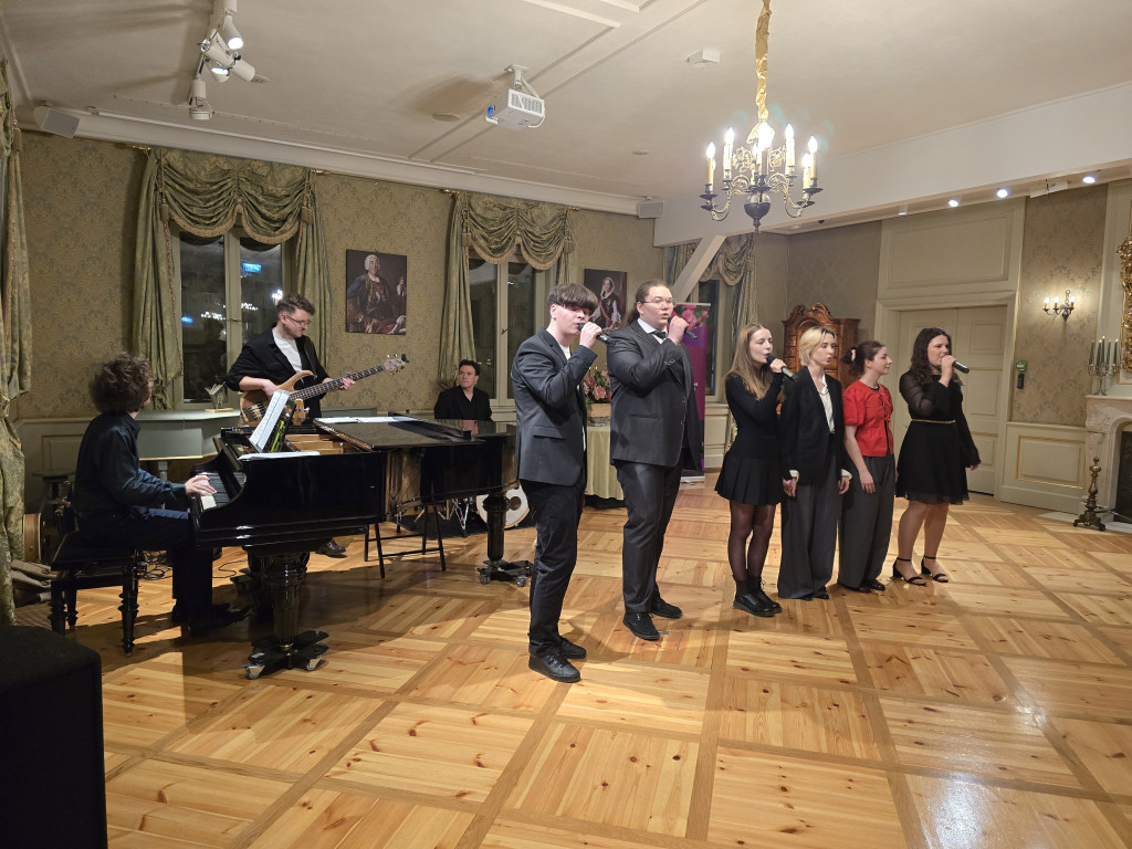 Muzyczna podróż w Pałacu Saskim: Sukces koncertu