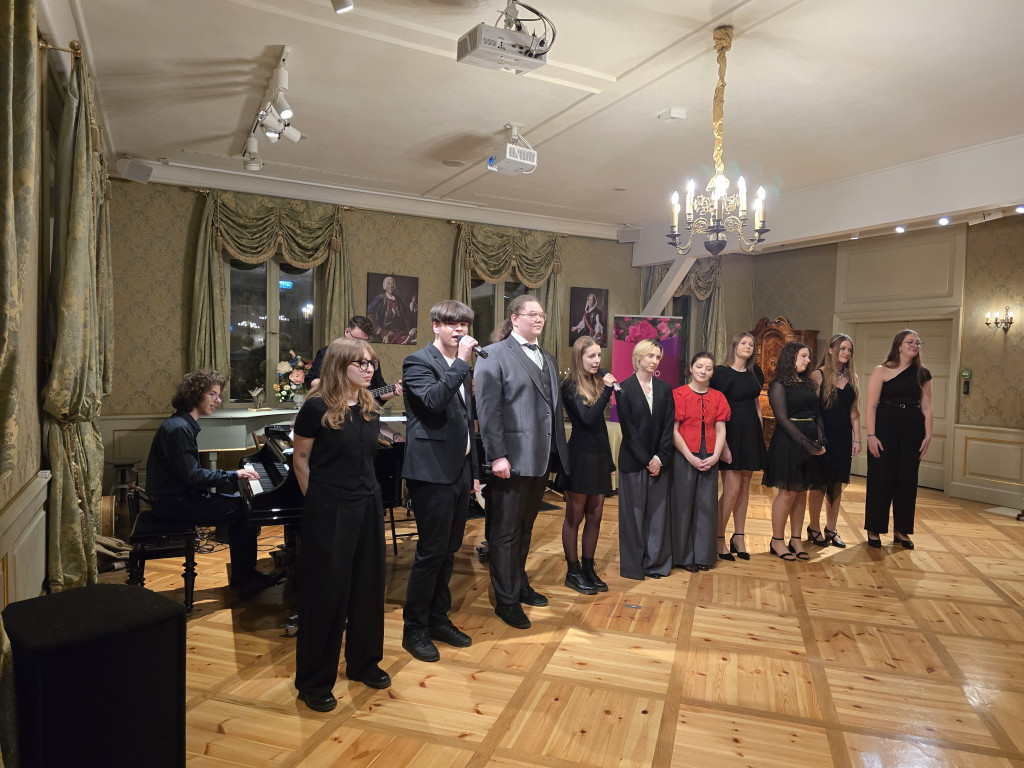 Muzyczna podróż w Pałacu Saskim: Sukces koncertu