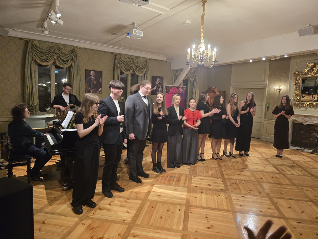 Muzyczna podróż w Pałacu Saskim: Sukces koncertu