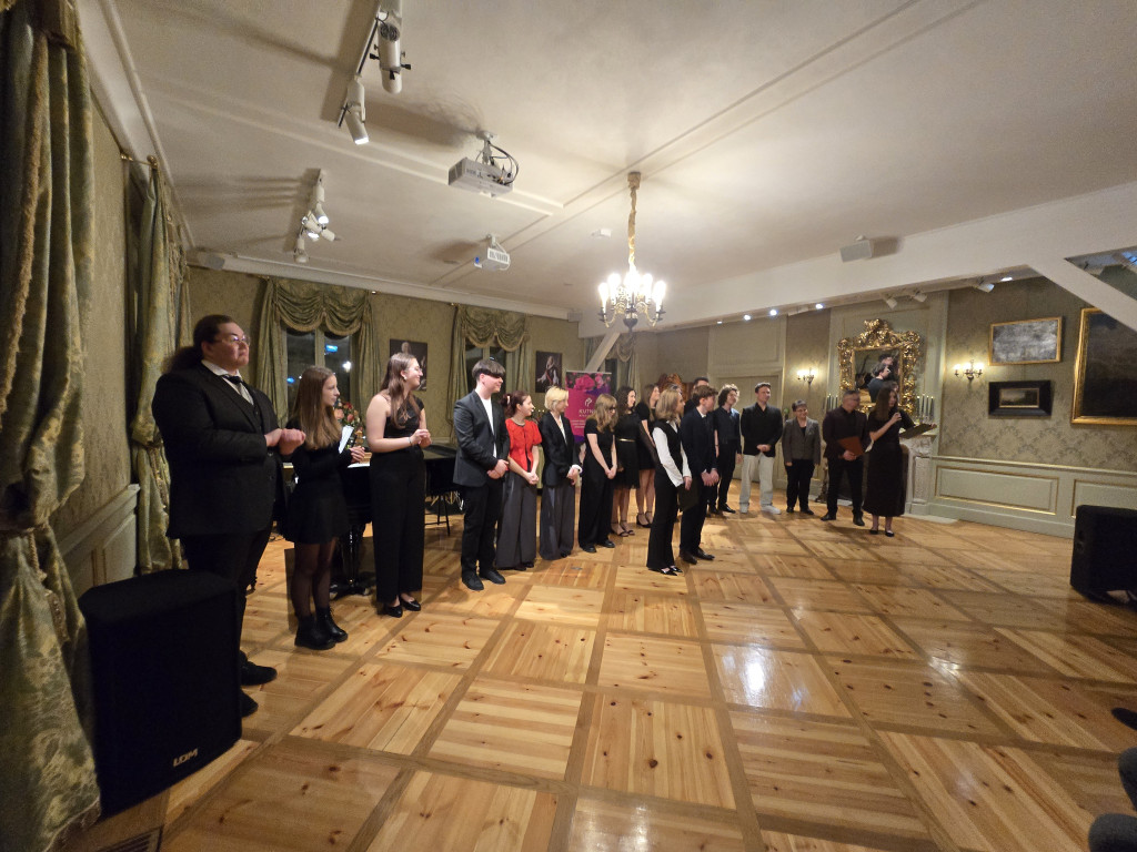 Muzyczna podróż w Pałacu Saskim: Sukces koncertu