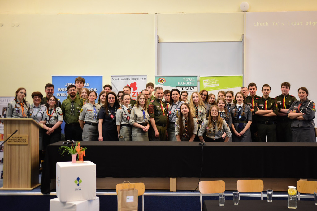 Kutnowskie szkoły przyjazne harcerstwu