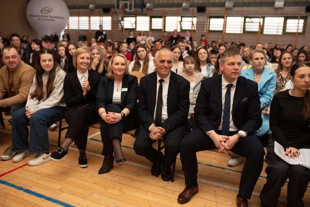 Bank Spółdzielczy w Lututowie inwestuje w przyszłość młodych