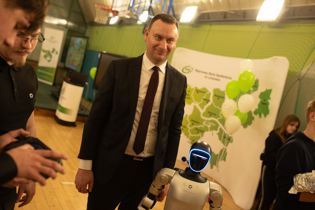 Bank Spółdzielczy w Lututowie inwestuje w przyszłość młodych