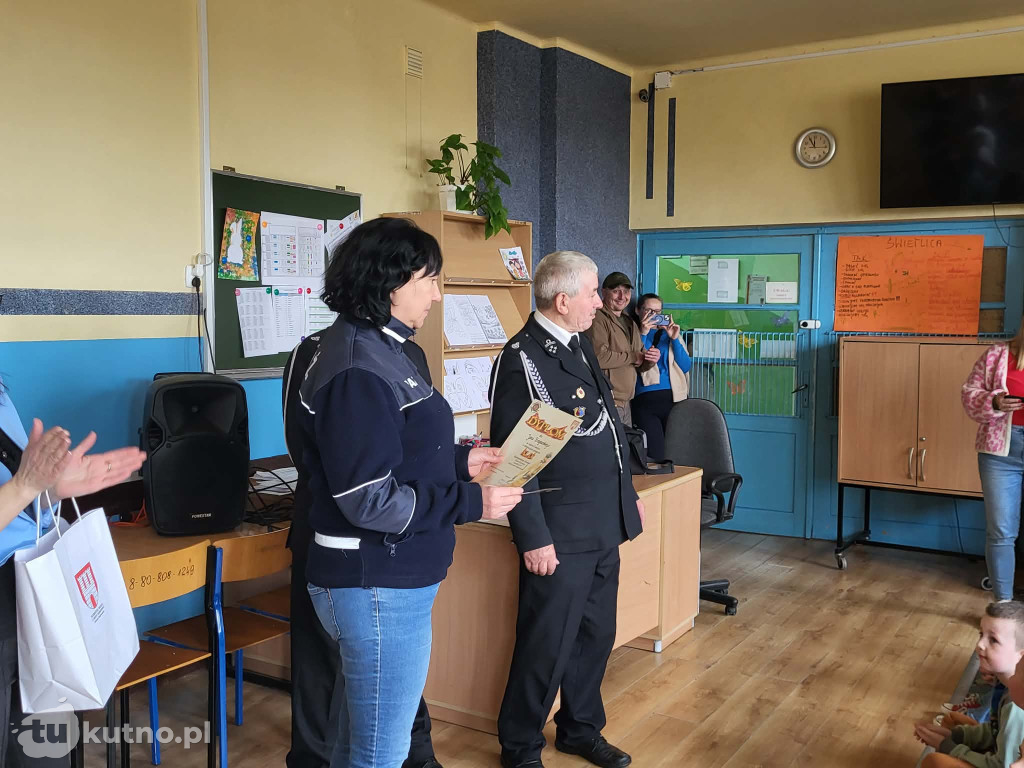 Wiedza pożarnicza na medal. Finał w Dąbrowicach