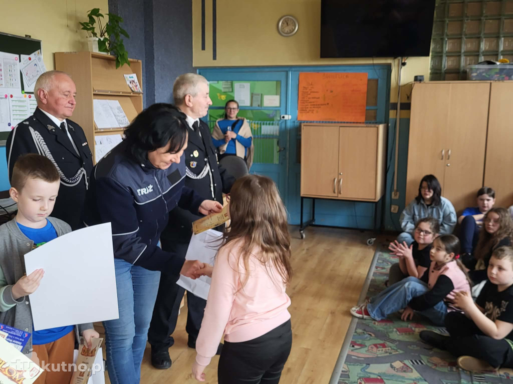 Wiedza pożarnicza na medal. Finał w Dąbrowicach