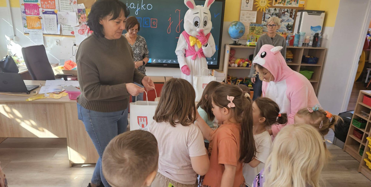 Wyjątkowy gość w Dąbrowicach. Świąteczna atrakcja dla dzieci
