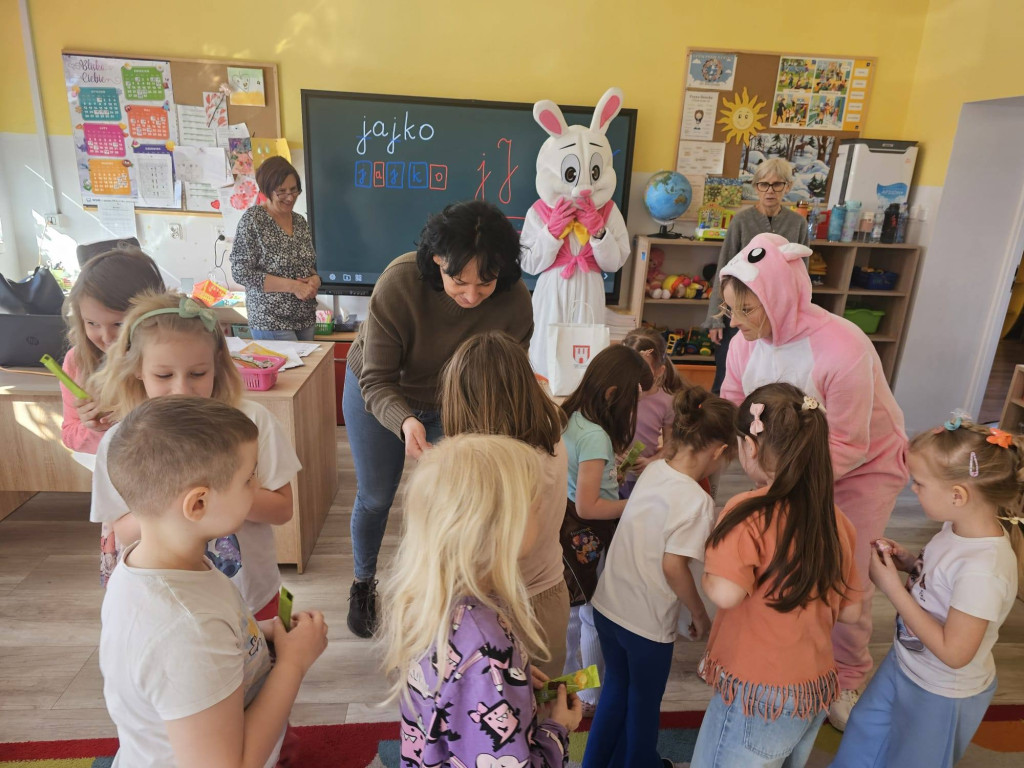 Wyjątkowy gość w Dąbrowicach. Świąteczna atrakcja dla dzieci