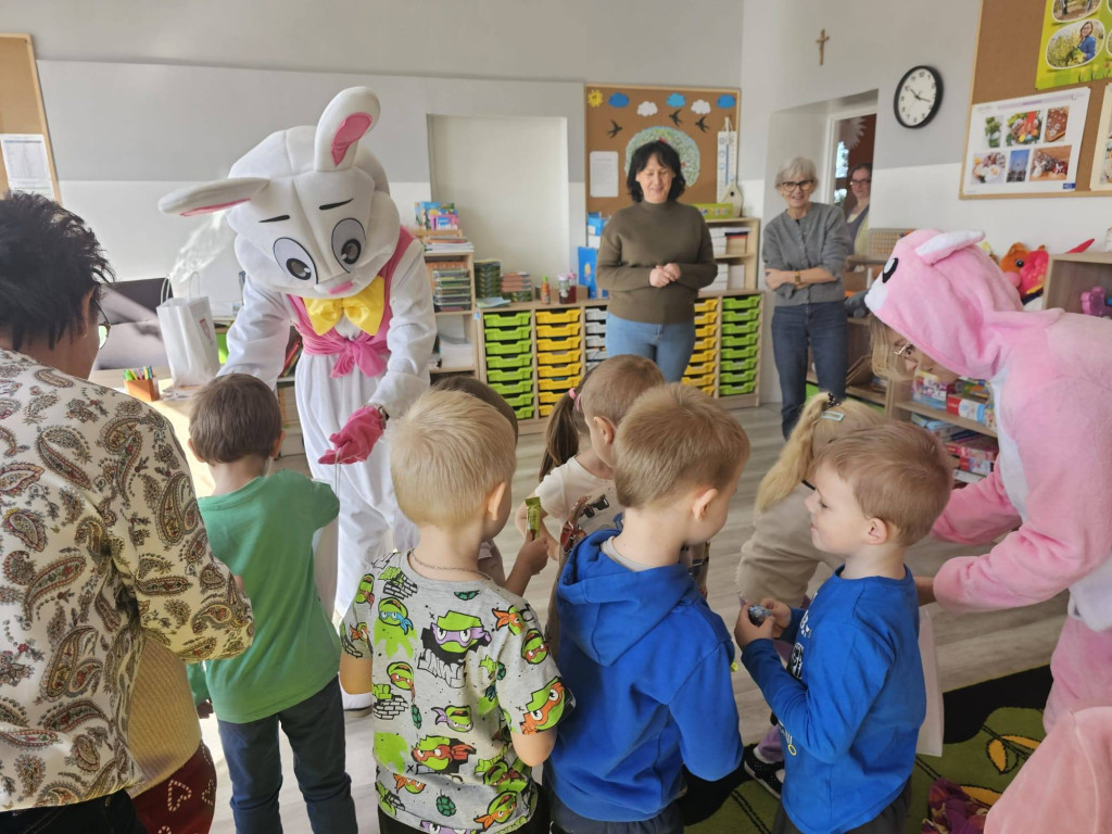 Wyjątkowy gość w Dąbrowicach. Świąteczna atrakcja dla dzieci
