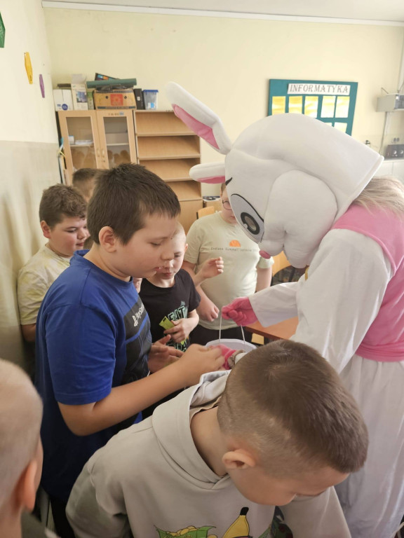 Wyjątkowy gość w Dąbrowicach. Świąteczna atrakcja dla dzieci