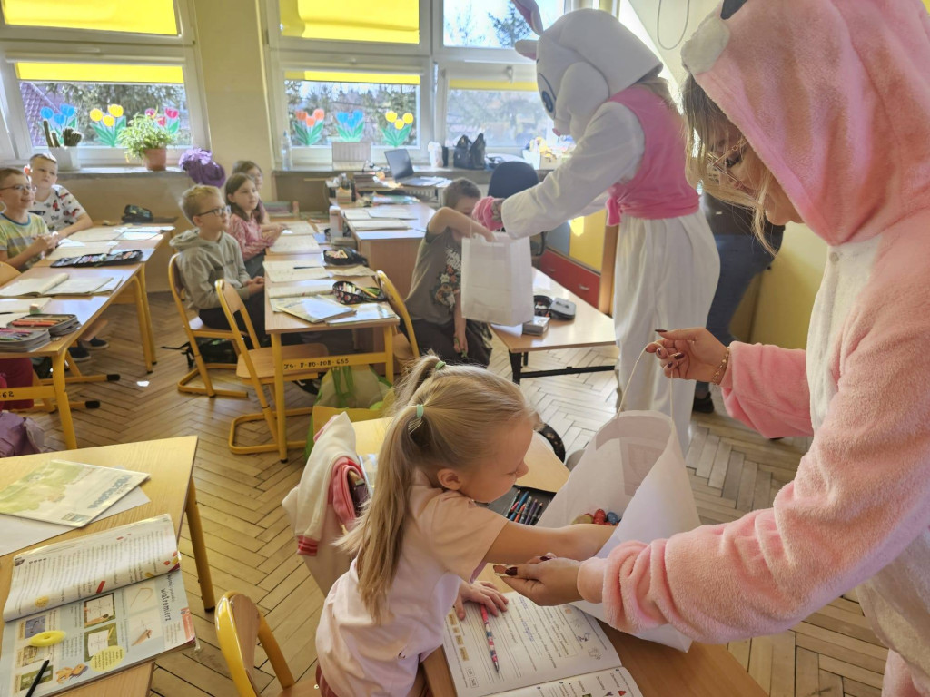 Wyjątkowy gość w Dąbrowicach. Świąteczna atrakcja dla dzieci