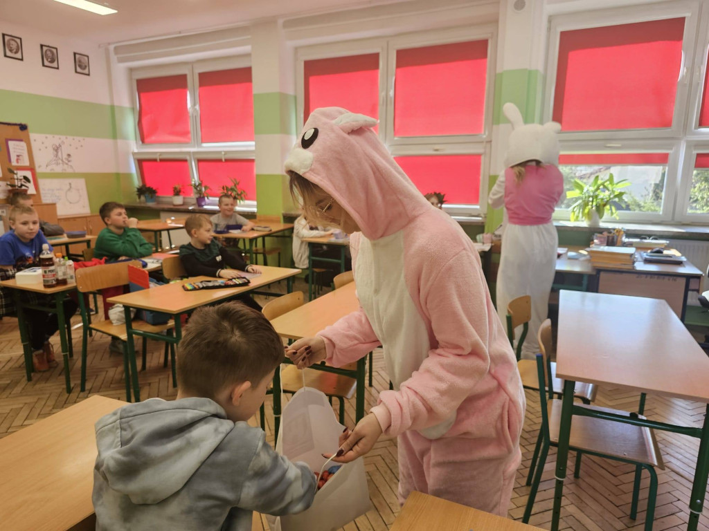 Wyjątkowy gość w Dąbrowicach. Świąteczna atrakcja dla dzieci