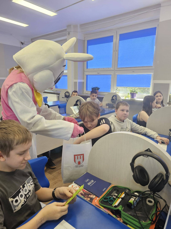 Wyjątkowy gość w Dąbrowicach. Świąteczna atrakcja dla dzieci