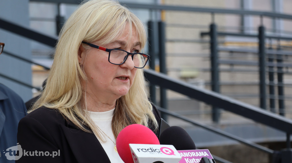 Parlamentarzyści ostrzegają przed paraliżem kutnowskiego szpitala