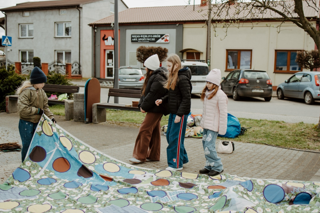 Grabów znów zagrał w palanta: tradycja, sport i wspólna zabawa