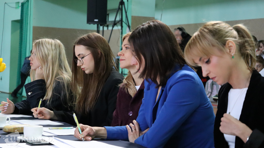 Młodzi artyści na scenie w Gołębiewku