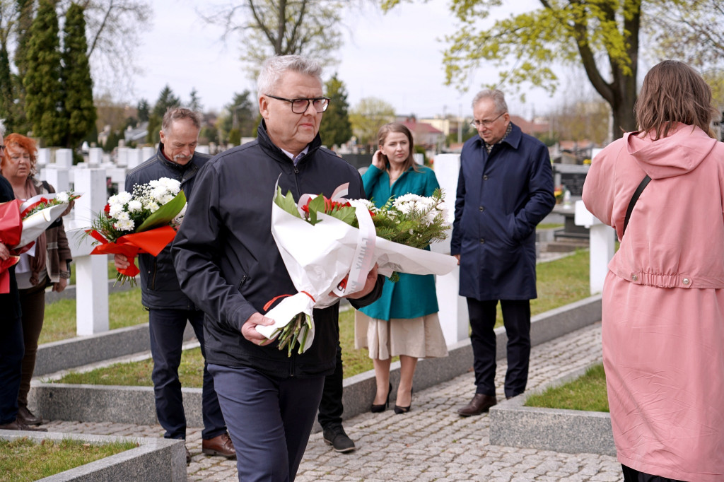 Kutnianie upamiętnili 86. rocznicę Zbrodni Katyńskiej