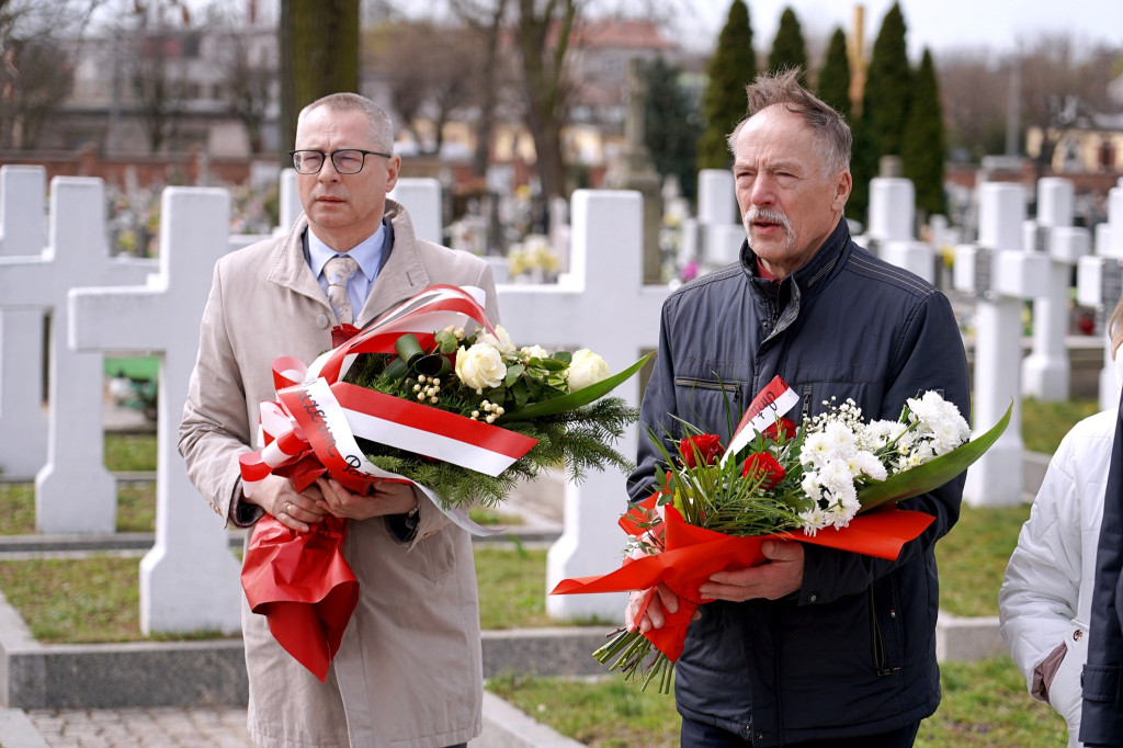 Kutnianie upamiętnili 86. rocznicę Zbrodni Katyńskiej