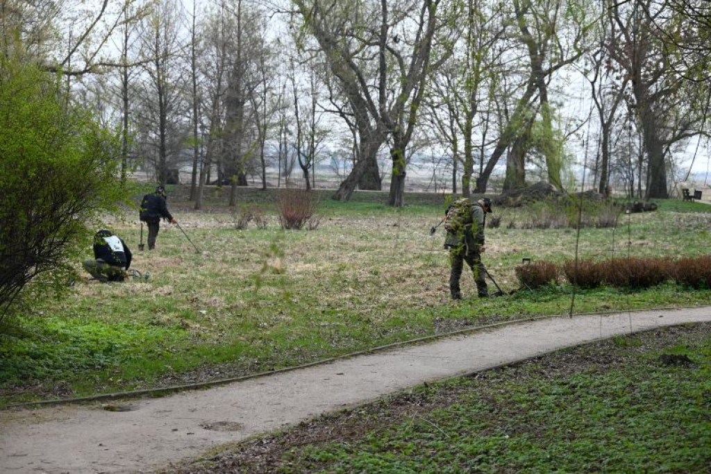 Poszukiwacze historii w akcji. Co odkryto w Łęczycy?