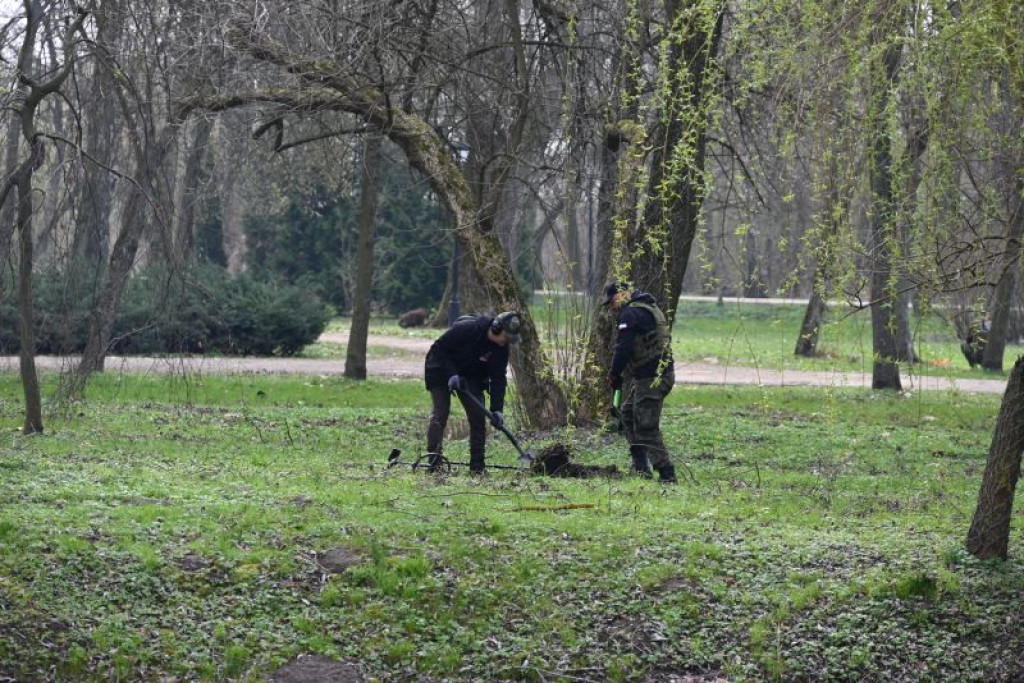 Poszukiwacze historii w akcji. Co odkryto w Łęczycy?