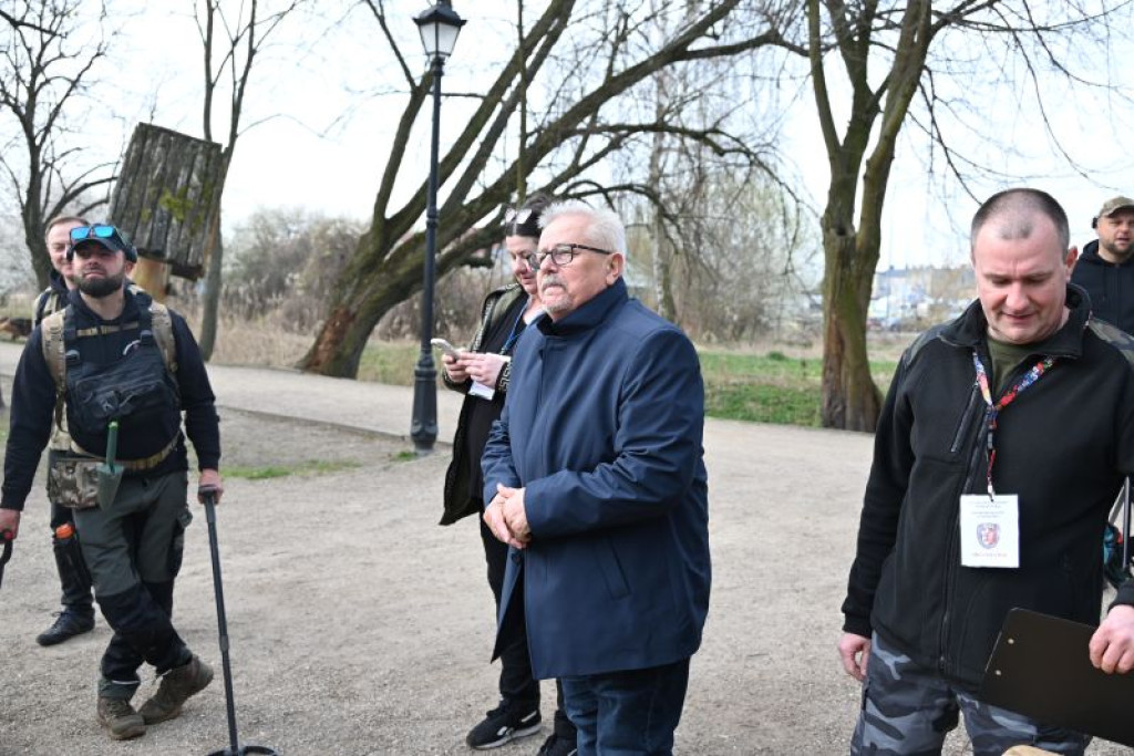 Poszukiwacze historii w akcji. Co odkryto w Łęczycy?