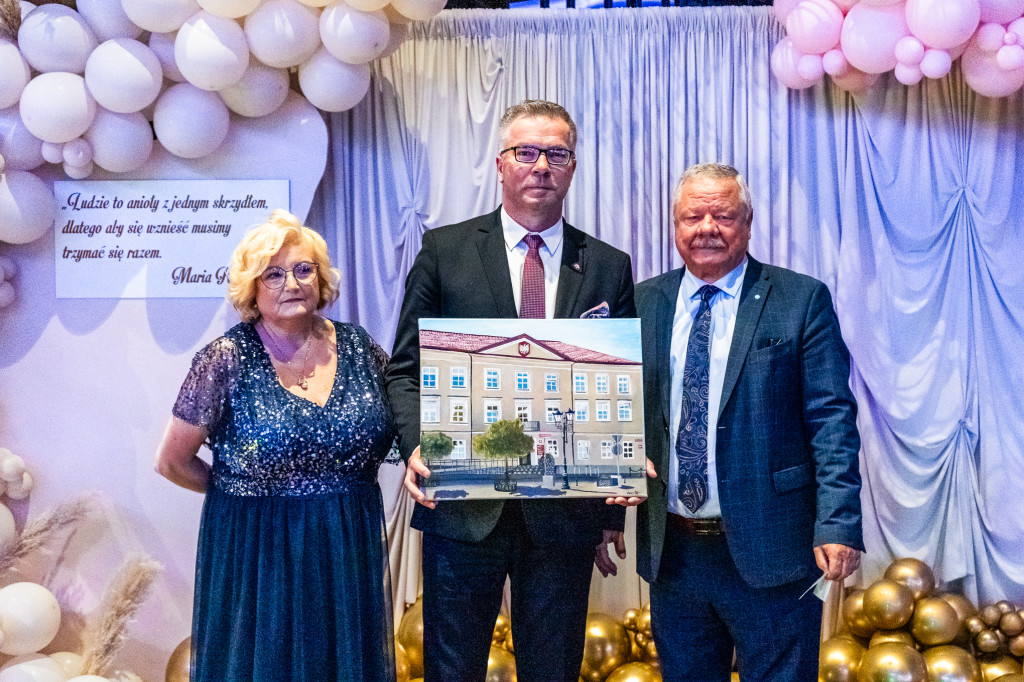 Wielki sukces Balu Charytatywnego na rzecz SOSW nr 1 w Kutnie