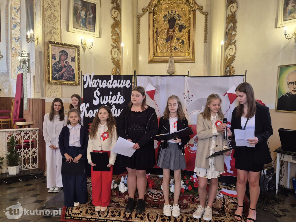 Dąbrowice świętują 3 maja: Msza i biało-czerwoni