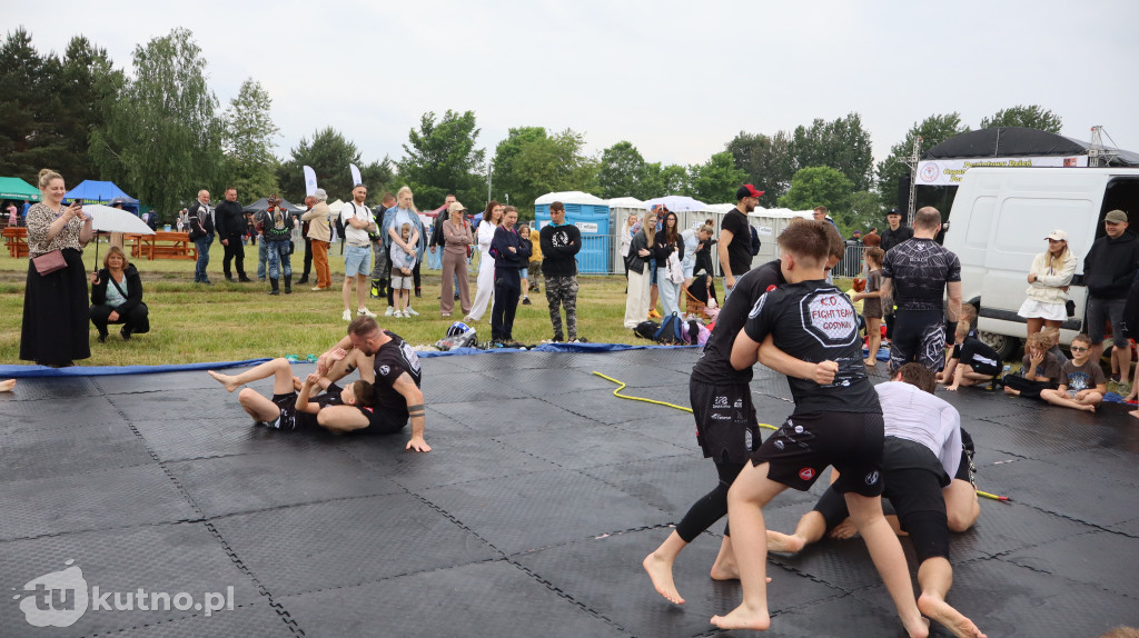 II Powiatowy Dzień Organizacji Pozarządowych w Gorzewie na Plaży Biały Łabędź