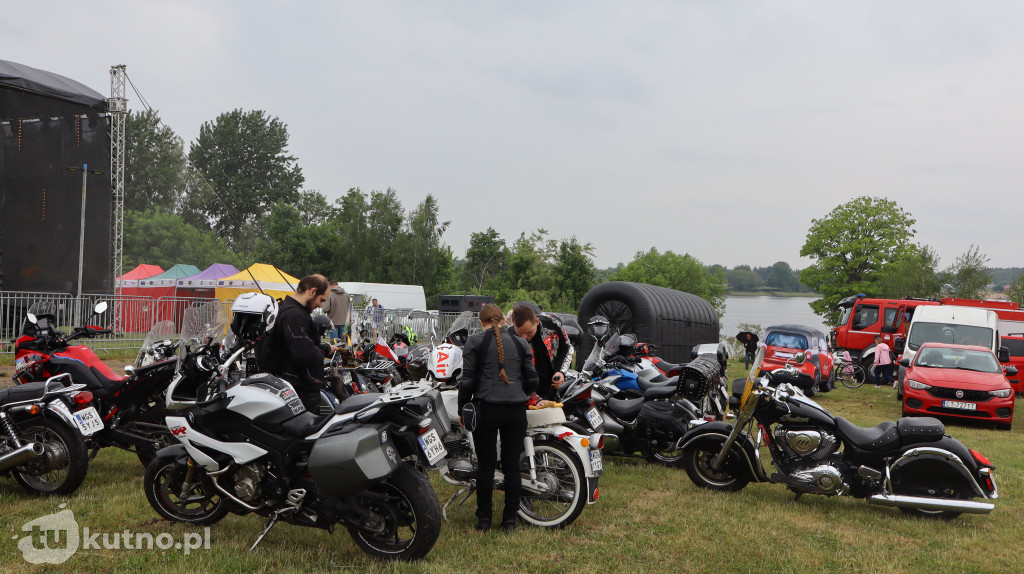 II Powiatowy Dzień Organizacji Pozarządowych w Gorzewie na Plaży Biały Łabędź