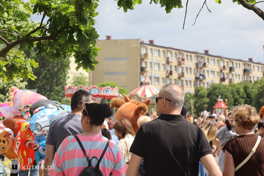 Tłumy mieszkańców świętowały Dzień Dziecka na Zielonej Osi w Kutnie