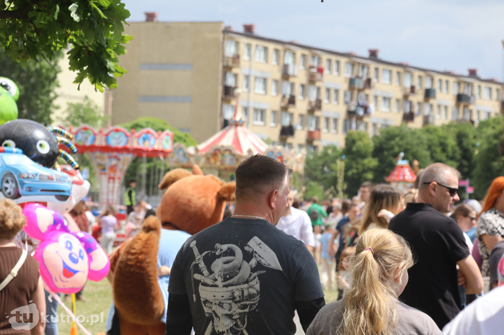 Tłumy mieszkańców świętowały Dzień Dziecka na Zielonej Osi w Kutnie