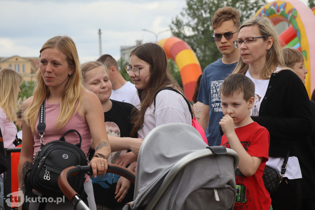 Tłumy mieszkańców świętowały Dzień Dziecka na Zielonej Osi w Kutnie