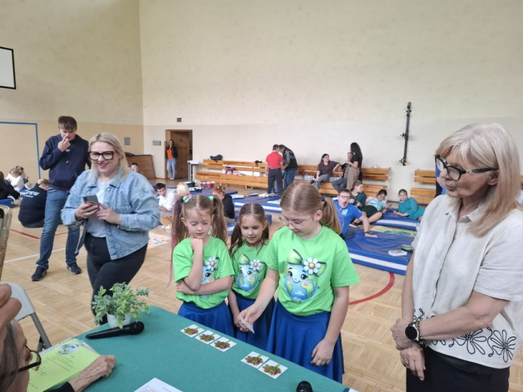 Ekologiczna rywalizacja pełna pasji. Wojewódzki konkurs w SOSW nr 1 w Kutnie rozstrzygnięty