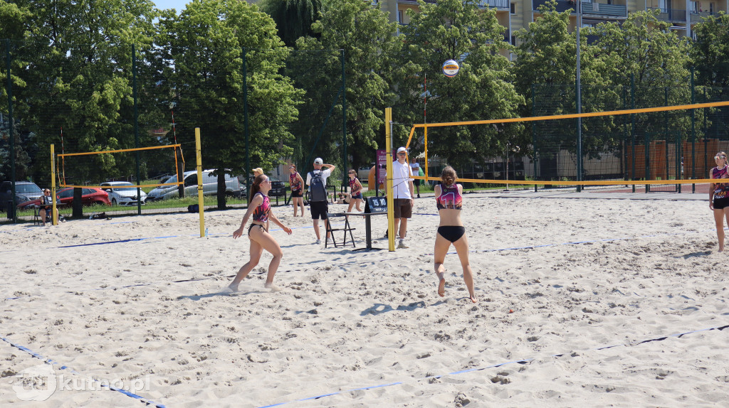 Projekt plaża - turniej siatkówki plażowej