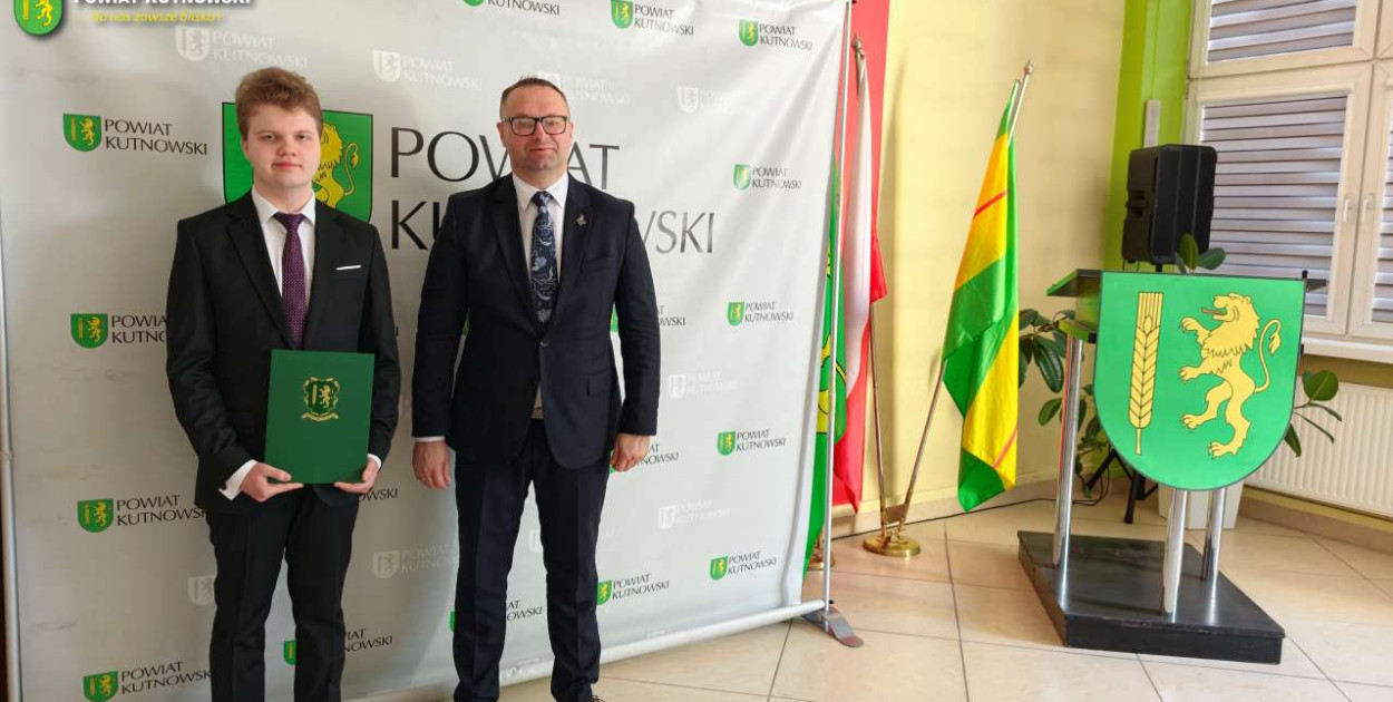 Starosta nagrodził najlepszych. Naukowe i sportowe gwiazdy odebrały wyróżnienia
