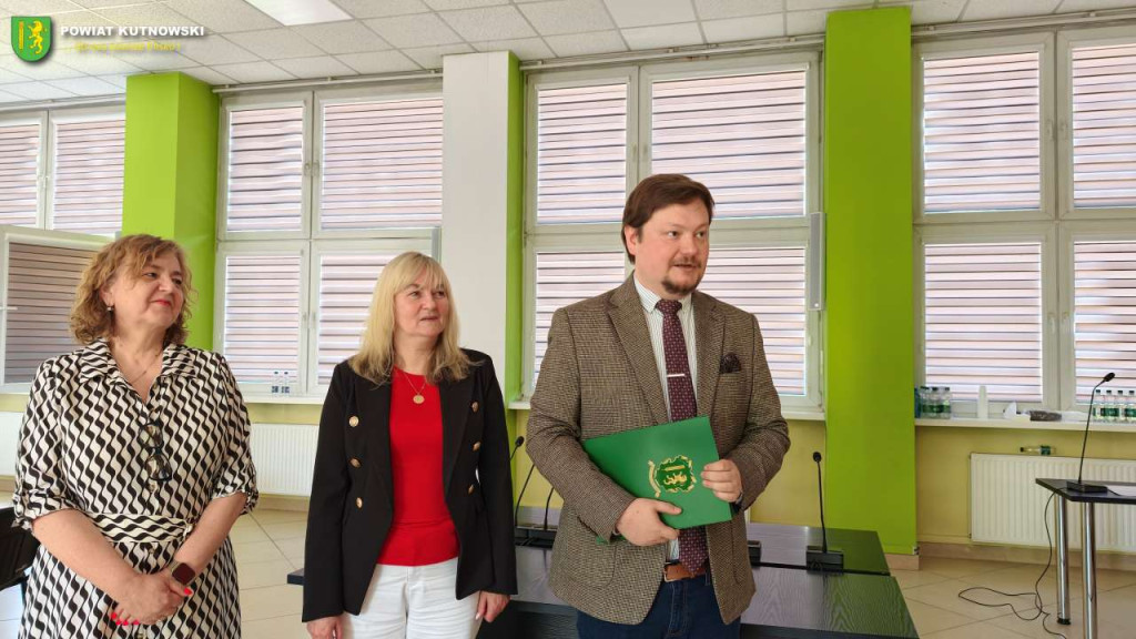 Starosta nagrodził najlepszych. Naukowe i sportowe gwiazdy odebrały wyróżnienia