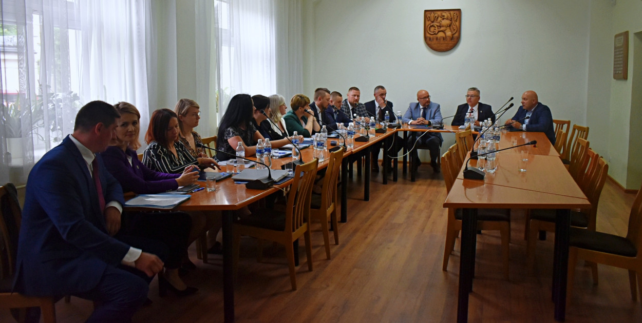 Radni Gminy Kutno nowej kadencji po I sesji. Jakie plany ma nowy wójt?