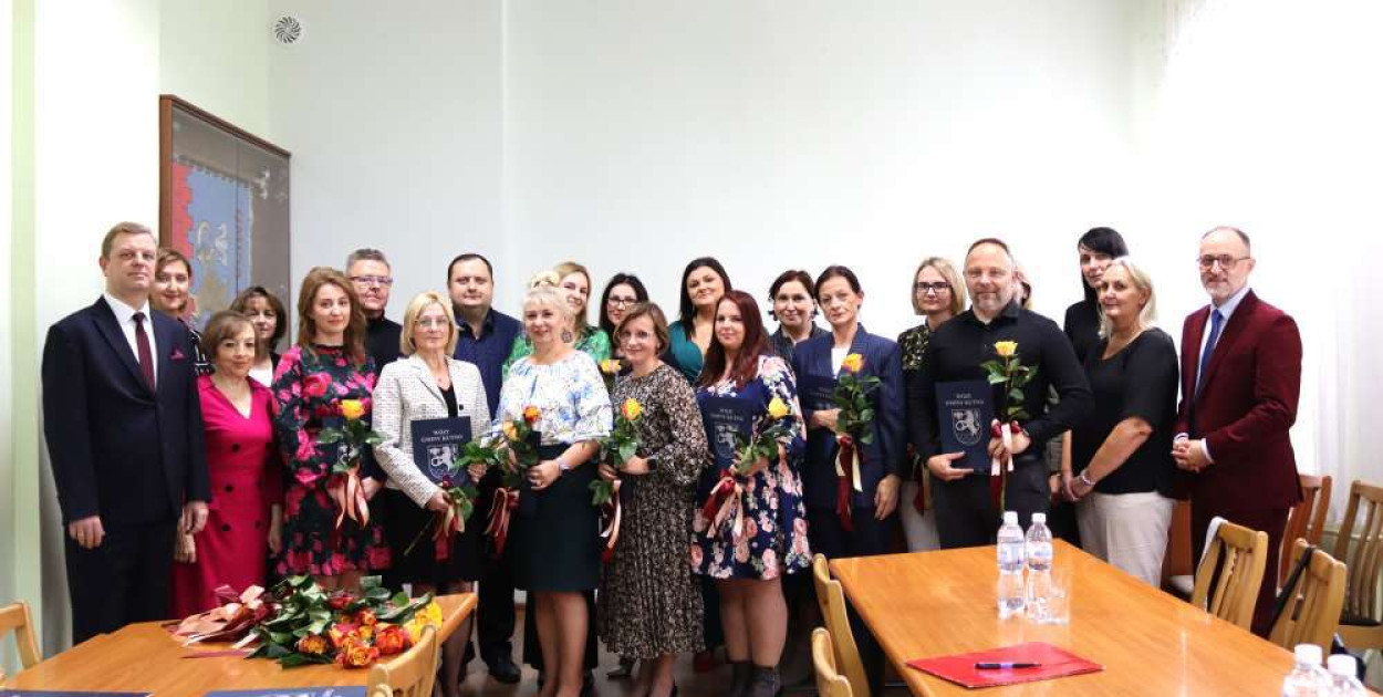 Nauczyciele i dyrektorzy nagrodzeni przez wójta Gminy Kutno [ZDJĘCIA]