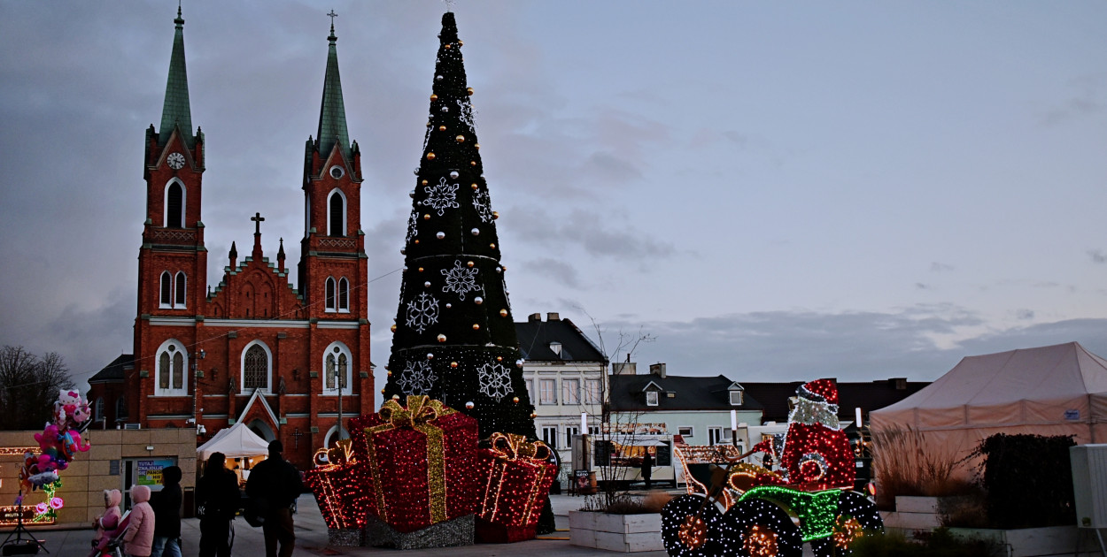 Kutno rozpoczyna świętowanie - wystartował Jarmark Bożonarodzeniowy 