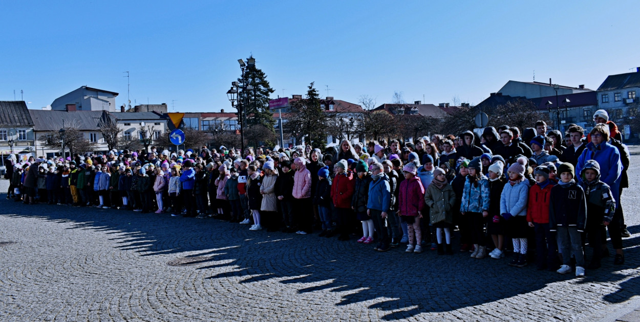 Imieniny Józefa w Kutnie - SP nr 2 z żywą pamięcią o patronie Marszałku Piłsudskim