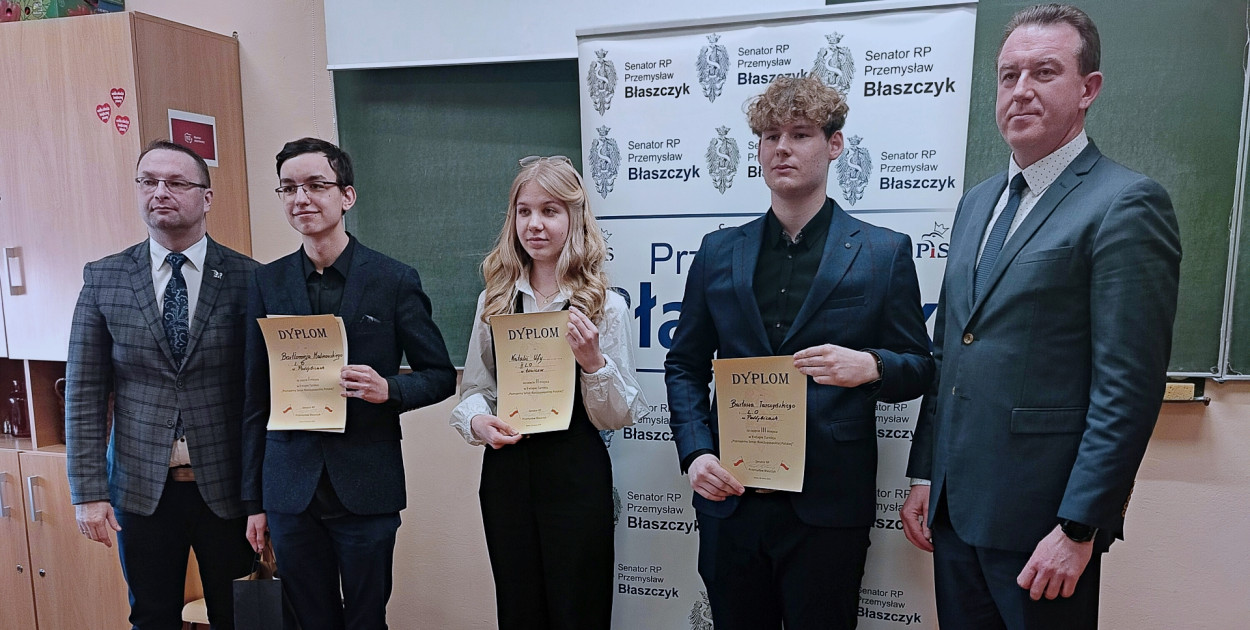 Senacki konkurs wiedzy rozstrzygnięty! Kto będzie reprezentował region w Warszawie
